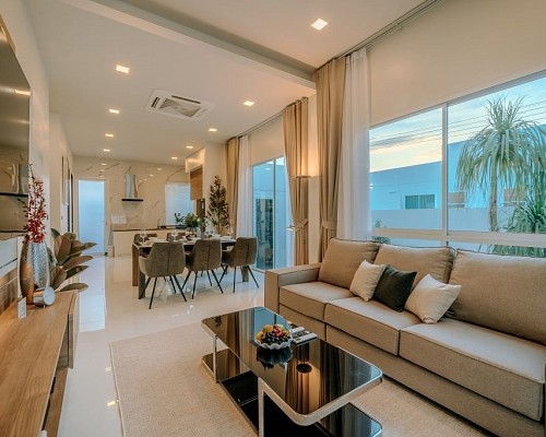 Grand 8 - Grand pool villa with rooftop
