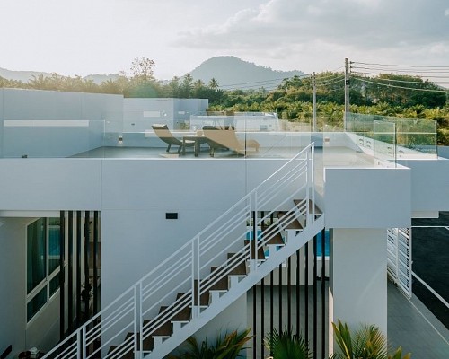 Grand 8 - Grand pool villa with rooftop