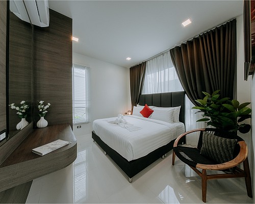 Grand 9 - Grand pool villa with rooftop