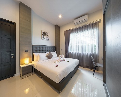 Villa 2 -  3BDR Jacuzzi Villa with rooftop